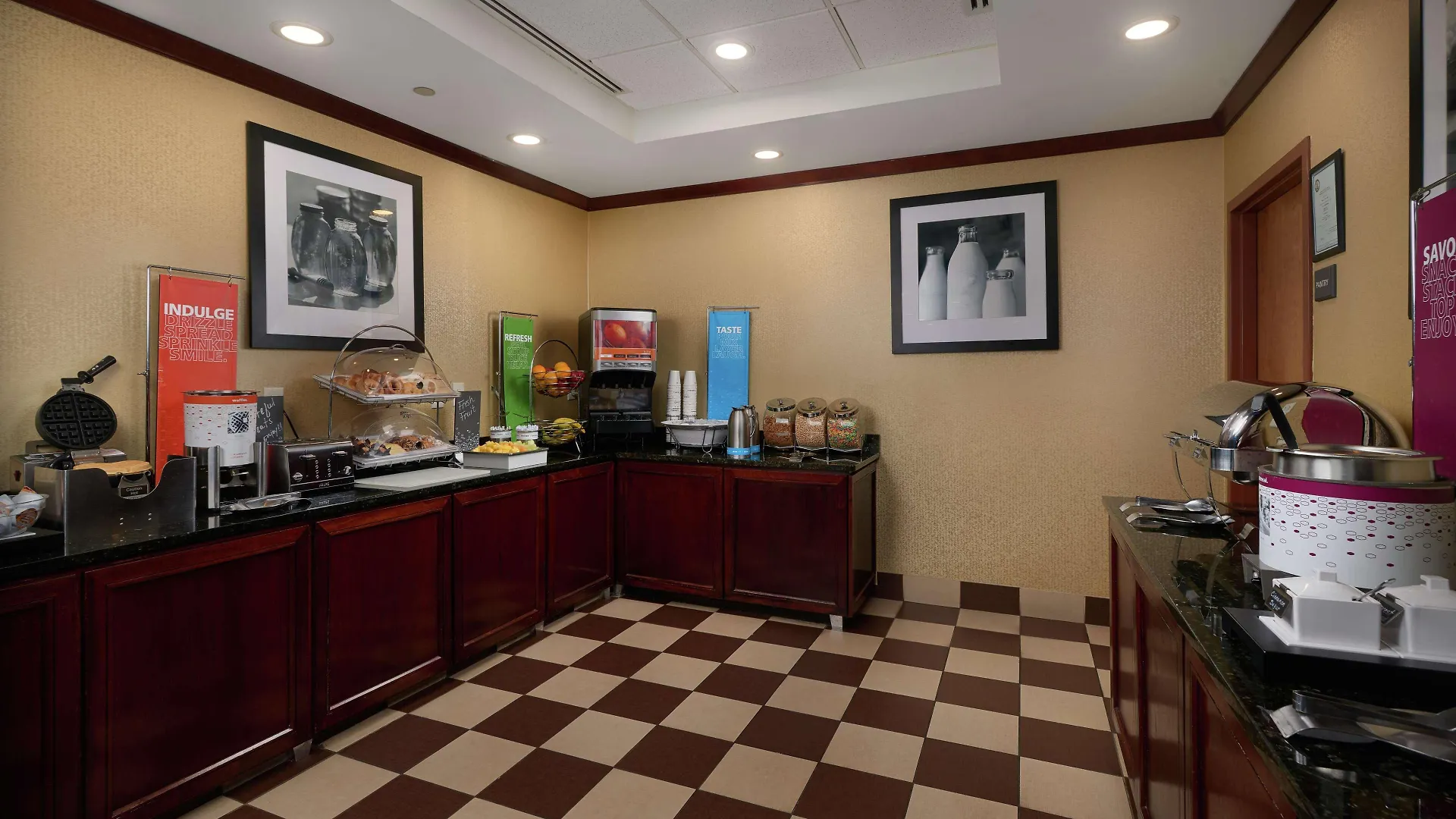 Hampton Inn Newport News-Yorktown 3*,  United States